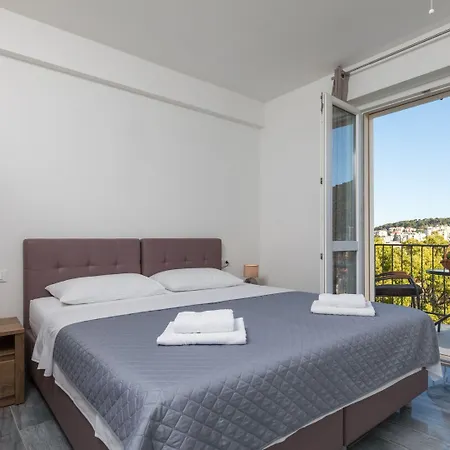 בית הארחה Begovic דוברובניק