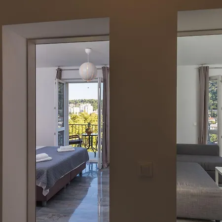 Begovic דוברובניק