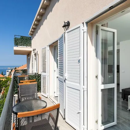 Begovic דוברובניק